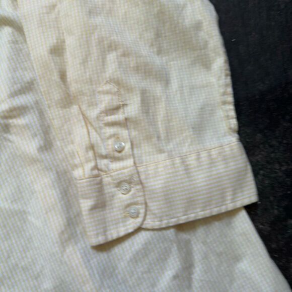 Izod Women’s NWT Yellow Button Up Shirt Formal Casual Style Size XL cotton Blend - Picture 3 of 10